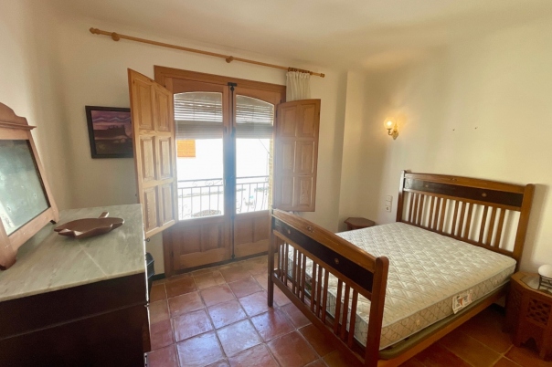 5 bed town_house in Orba