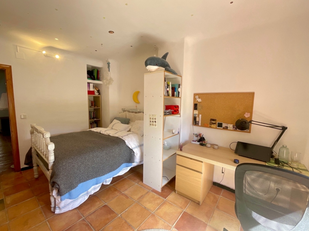 5 bed town_house in Orba