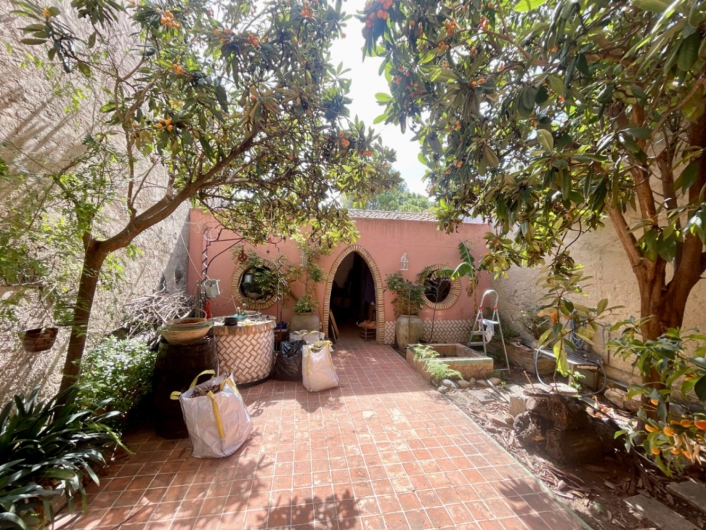 5 bed town_house in Orba