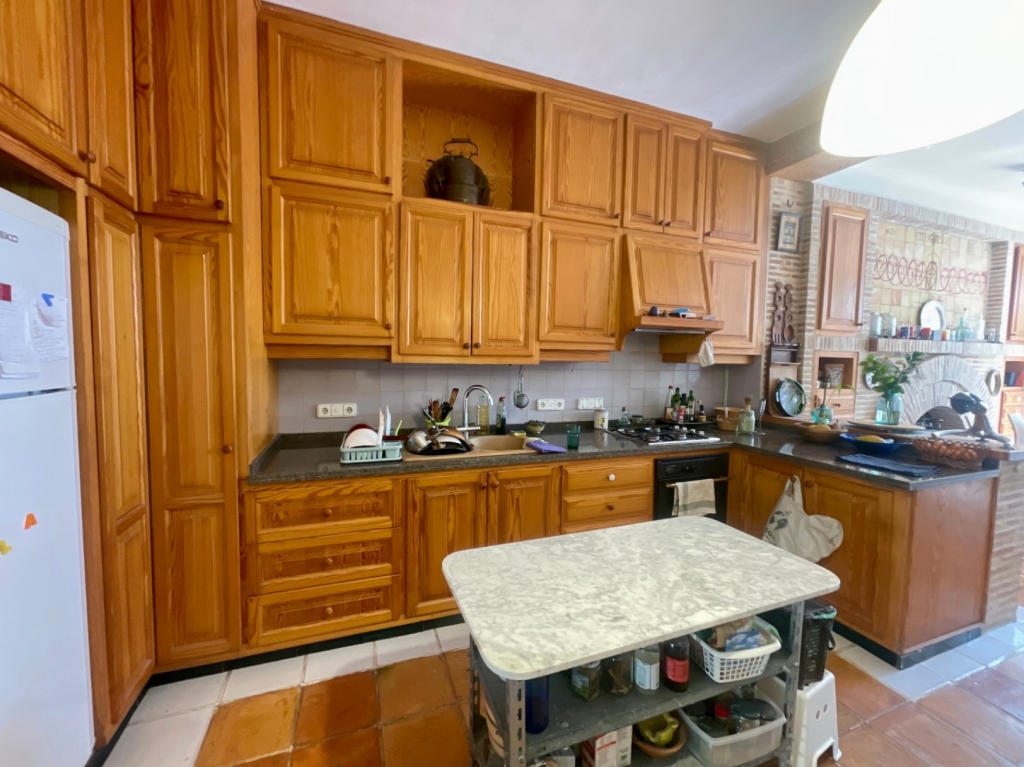 5 bed town_house in Orba