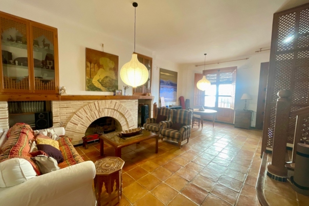 5 bed town_house in Orba