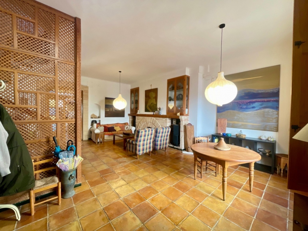 5 bed town_house in Orba