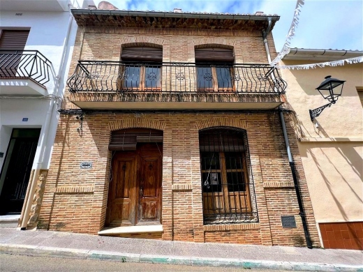 5 bed town_house in Orba