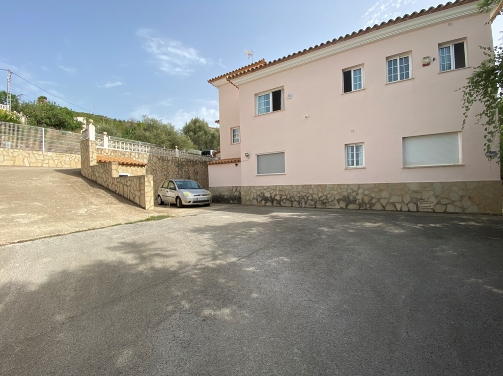 7 bed villa in Orba