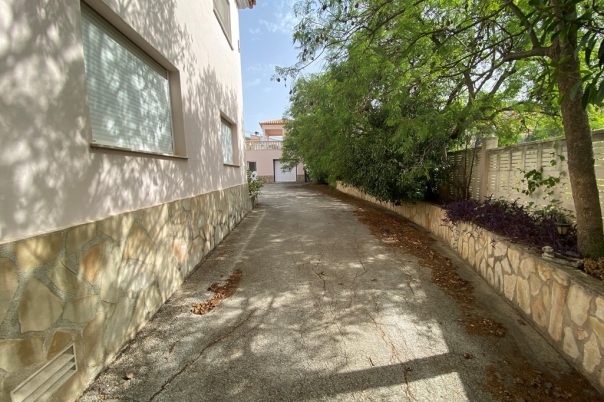 7 bed villa in Orba