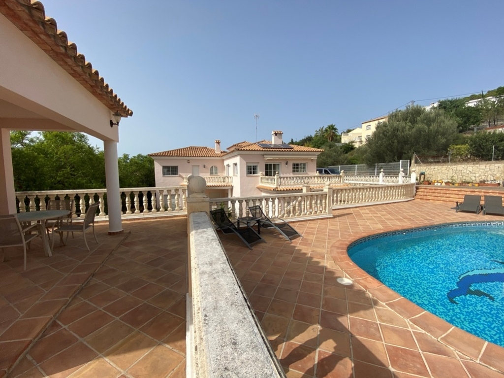 7 bed villa in Orba