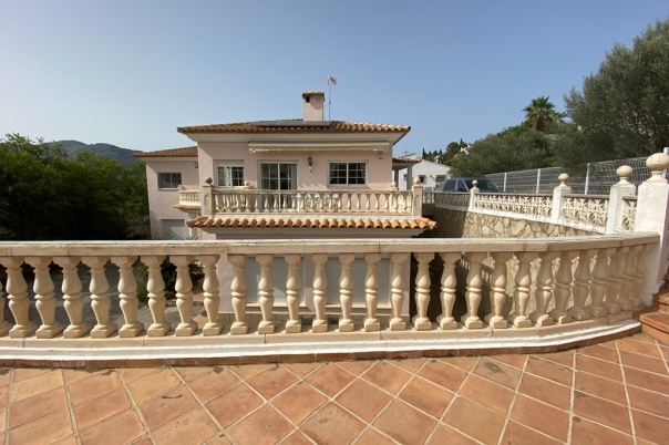 7 bed villa in Orba