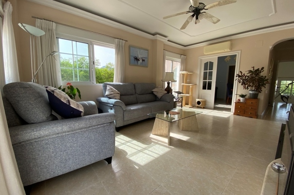 7 bed villa in Orba