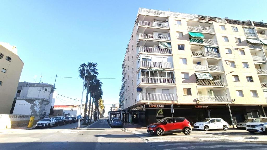 4 bed apartment in Santa Pola