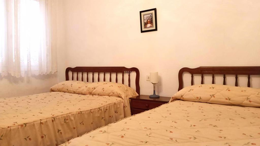 4 bed apartment in Santa Pola