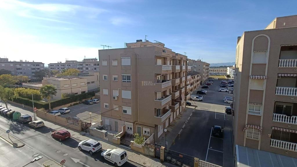 4 bed apartment in Santa Pola