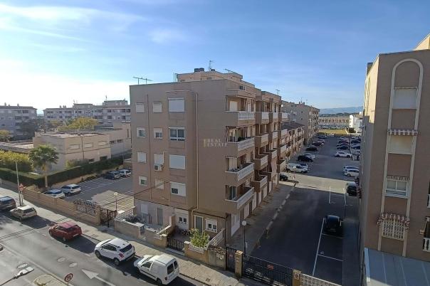 4 bed apartment in Santa Pola