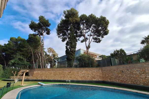 4 bed apartment in Alicante/Alacant