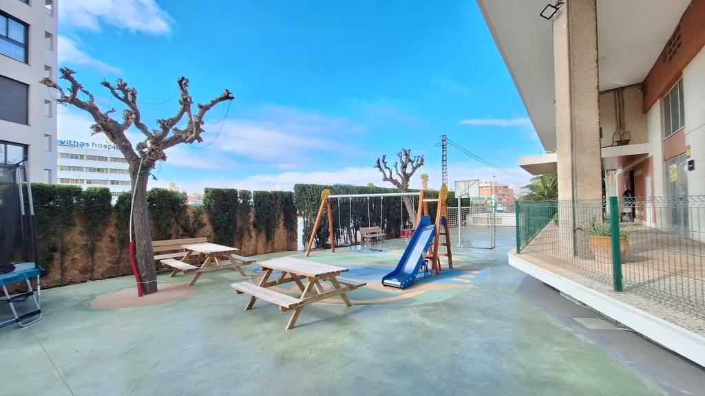 4 bed apartment in Alicante/Alacant