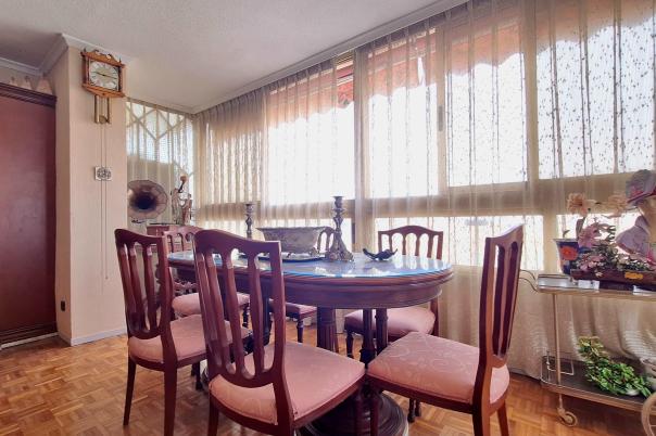 4 bed apartment in Alicante/Alacant