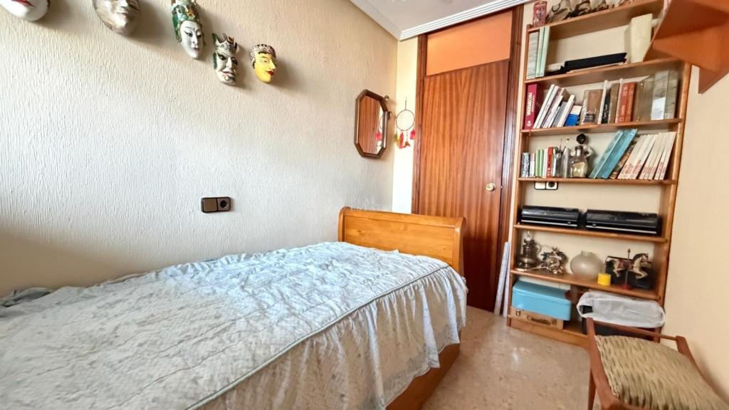 4 bed apartment in Alicante/Alacant