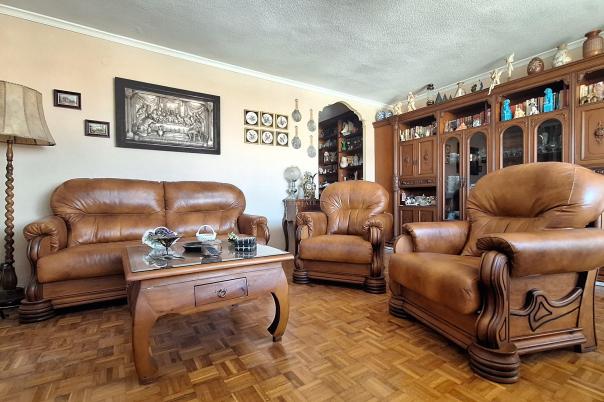 4 bed apartment in Alicante/Alacant