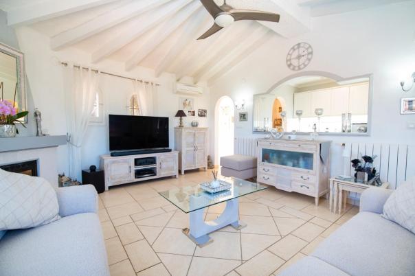 5 bed villas in Benissa
