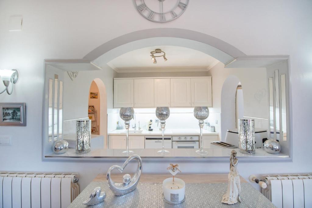 5 bed villas in Benissa