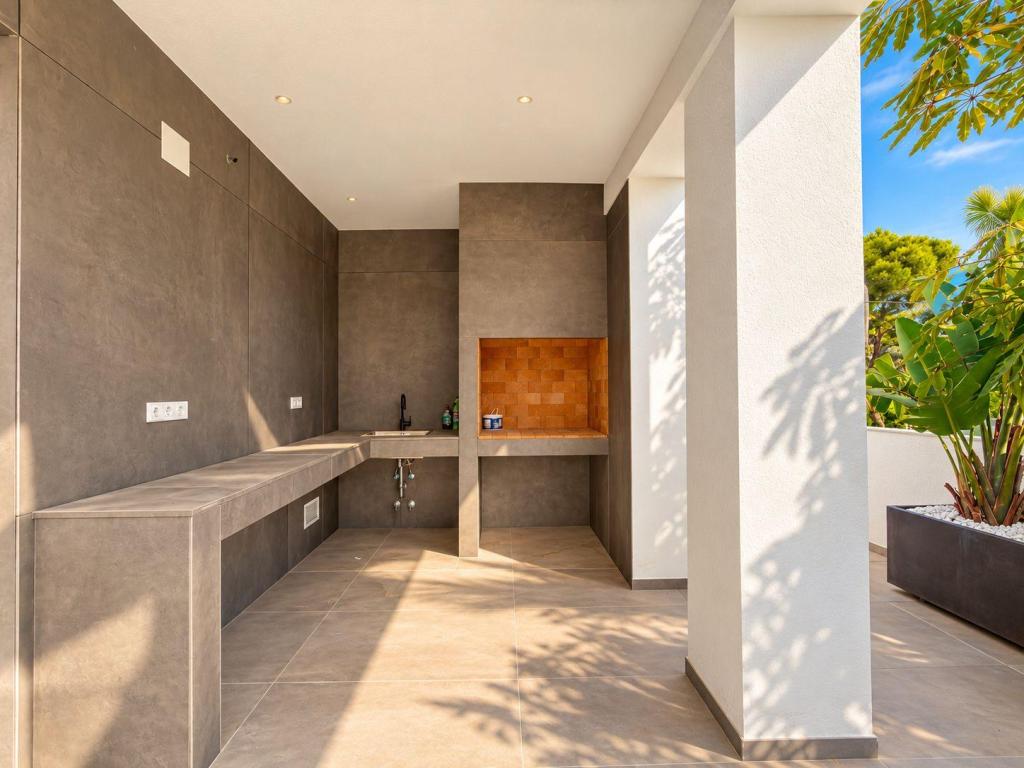 5 bed villa in Moraira