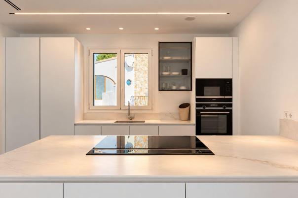 5 bed villa in Moraira