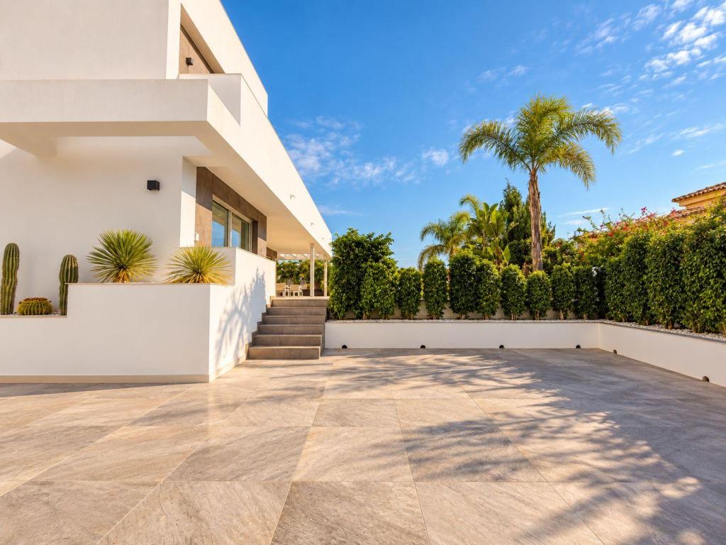5 bed villa in Moraira