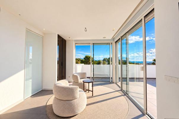 5 bed villa in Moraira