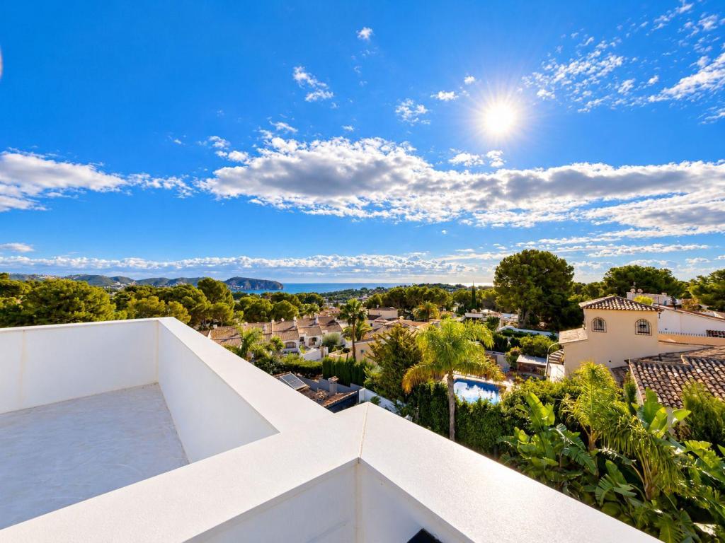 5 bed villa in Moraira
