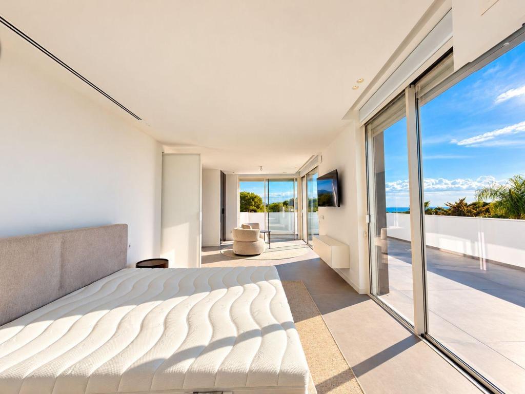 5 bed villa in Moraira