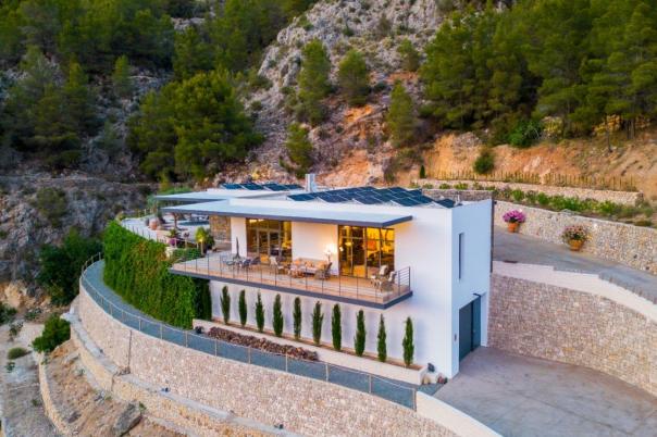 3 bed villa in Guadalest