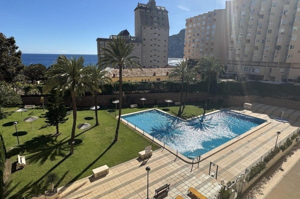 2 bed apartamento in Calpe / Calp