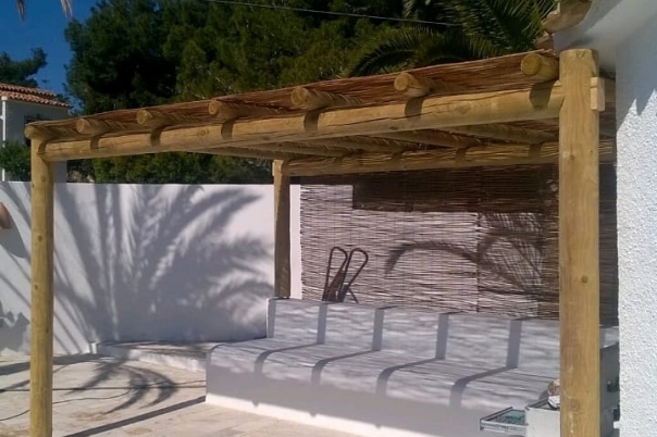 Charlesworth Gardens - Landscape Gardening & Garden Design