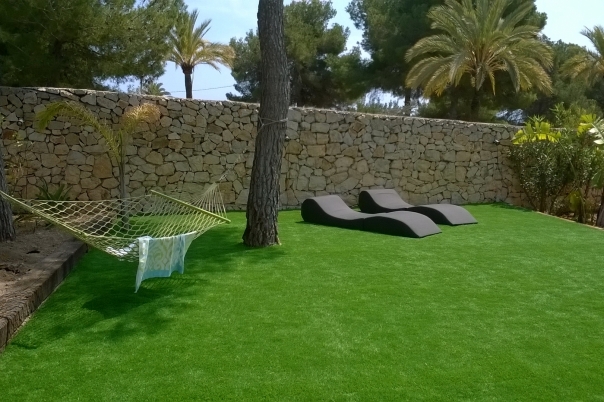 Charlesworth Gardens - Landscape Gardening & Garden Design