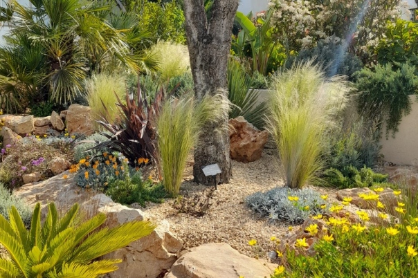Charlesworth Gardens - Landscape Gardening & Garden Design