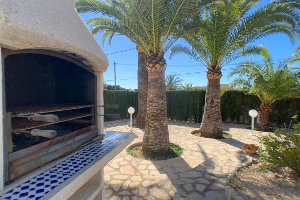 3 bed villas in Moraira