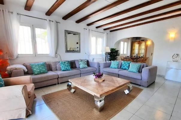 3 bed villas in Moraira