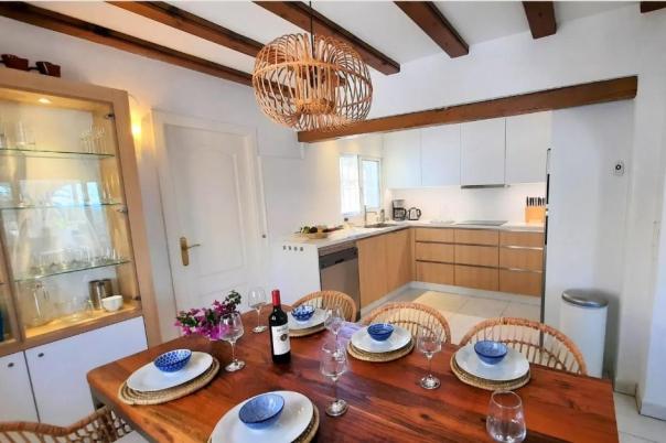 3 bed villas in Moraira
