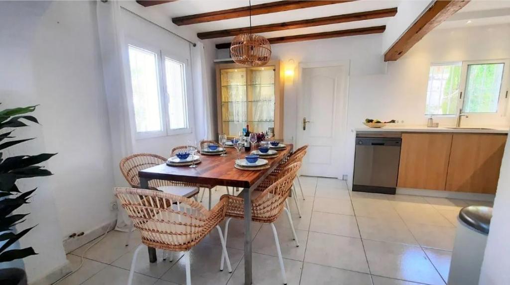3 bed villas in Moraira