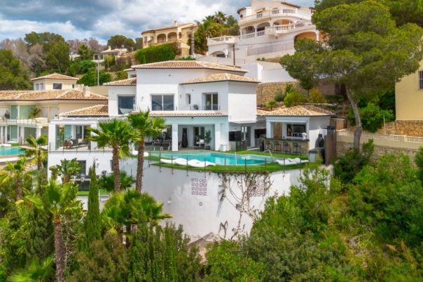 5 bed villa in Moraira