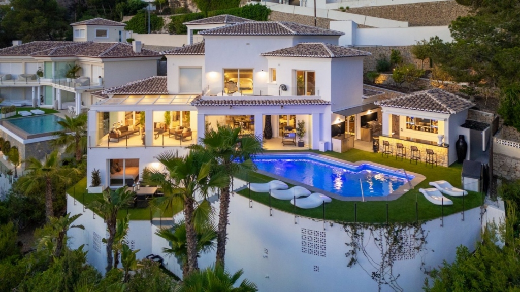 5 bed villa in Moraira