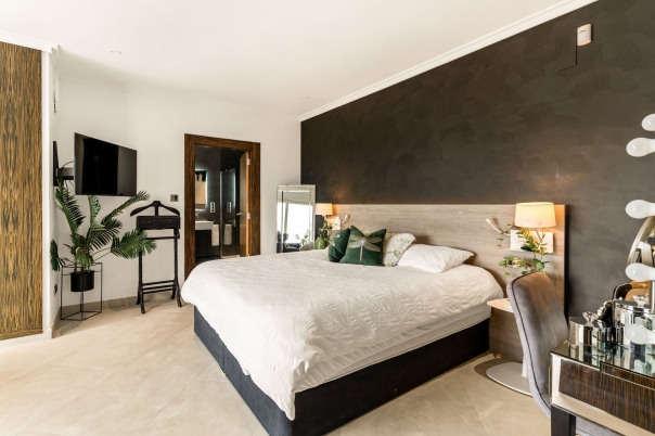 5 bed villa in Moraira