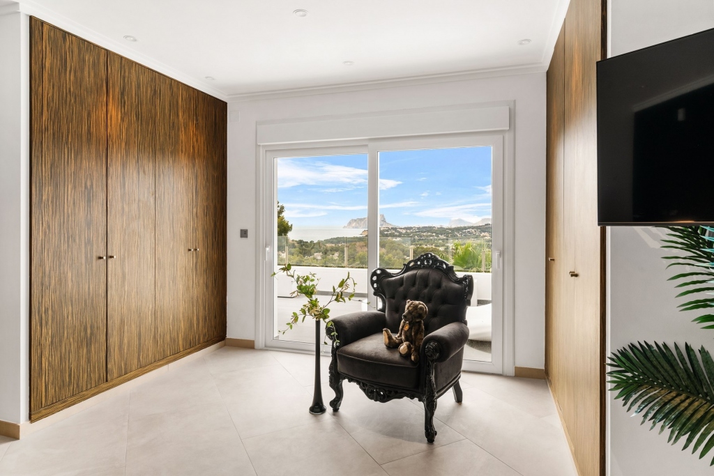 5 bed villa in Moraira