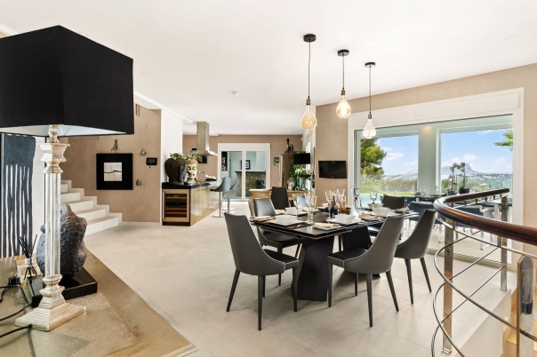 5 bed villa in Moraira