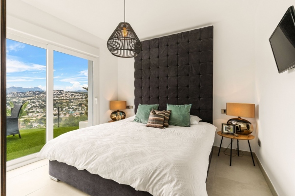 5 bed villa in Moraira
