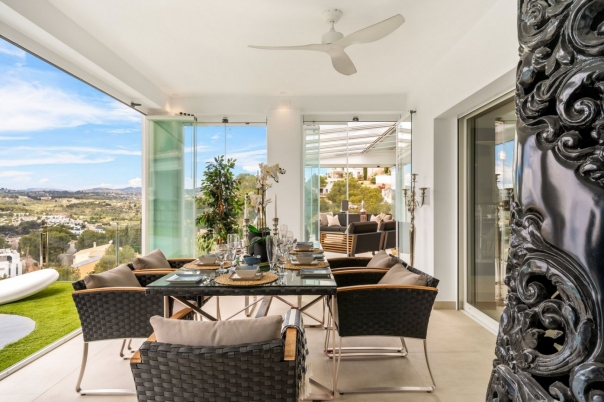 5 bed villa in Moraira