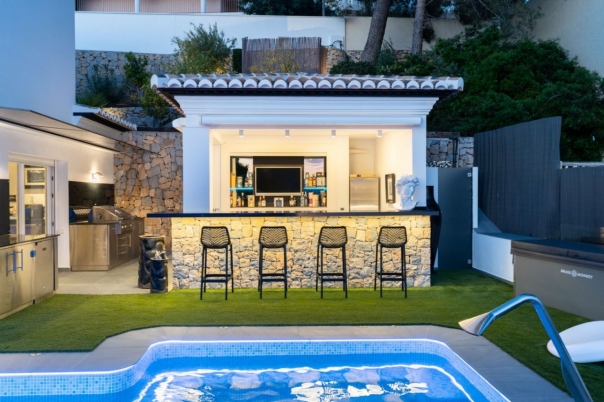 5 bed villa in Moraira
