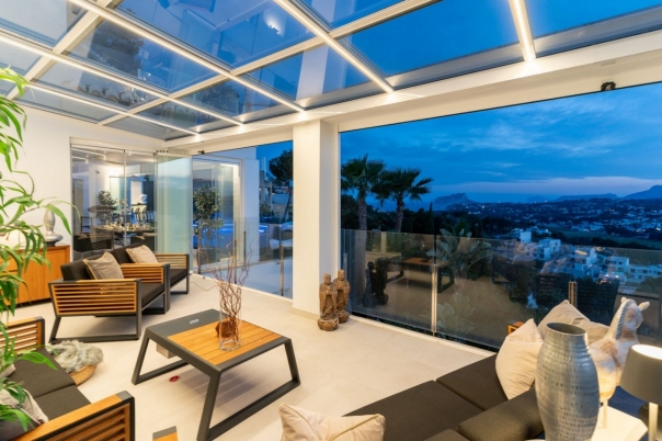 5 bed villa in Moraira