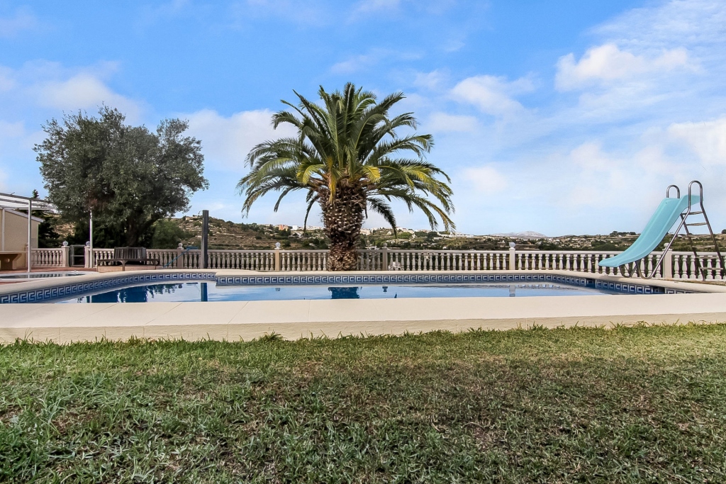 7 bed finca in Benissa