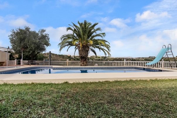 7 bed finca in Benissa