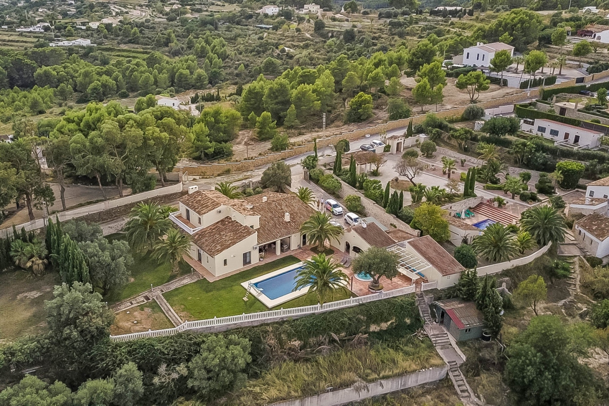 7 bed finca in Benissa